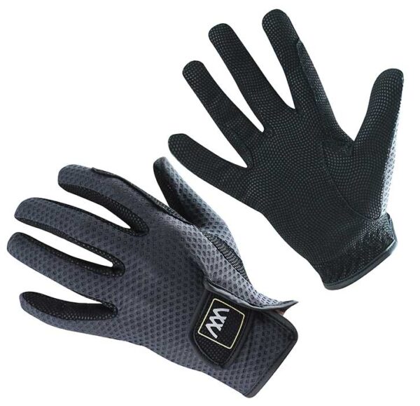 Woof wear event glove