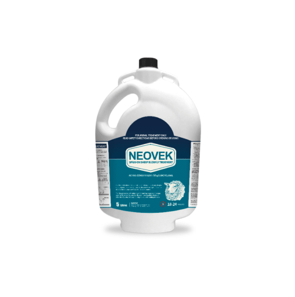 Neovek™ dicyclanil spray on sheep blowfly treatment 5l